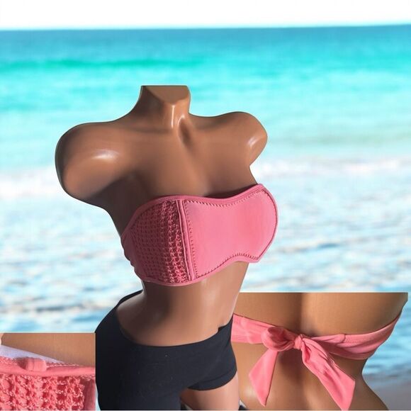 XHILARATION l Light Peach Coral Bikini Top l Crochet l Tie back l Padded l M EUC - Picture 1 of 10